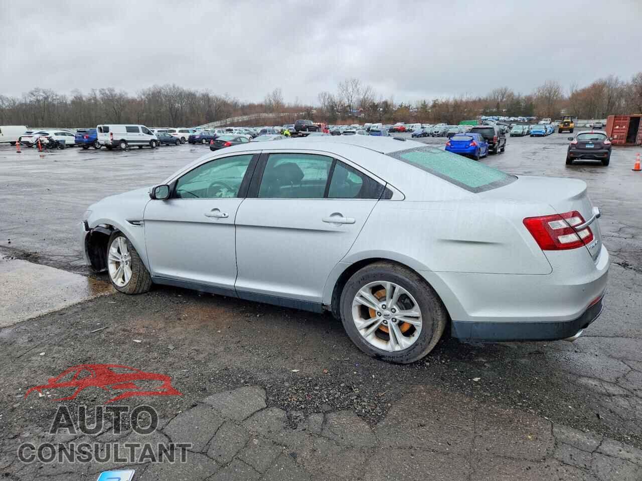 FORD TAURUS 2015 - 1FAHP2E84FG182297