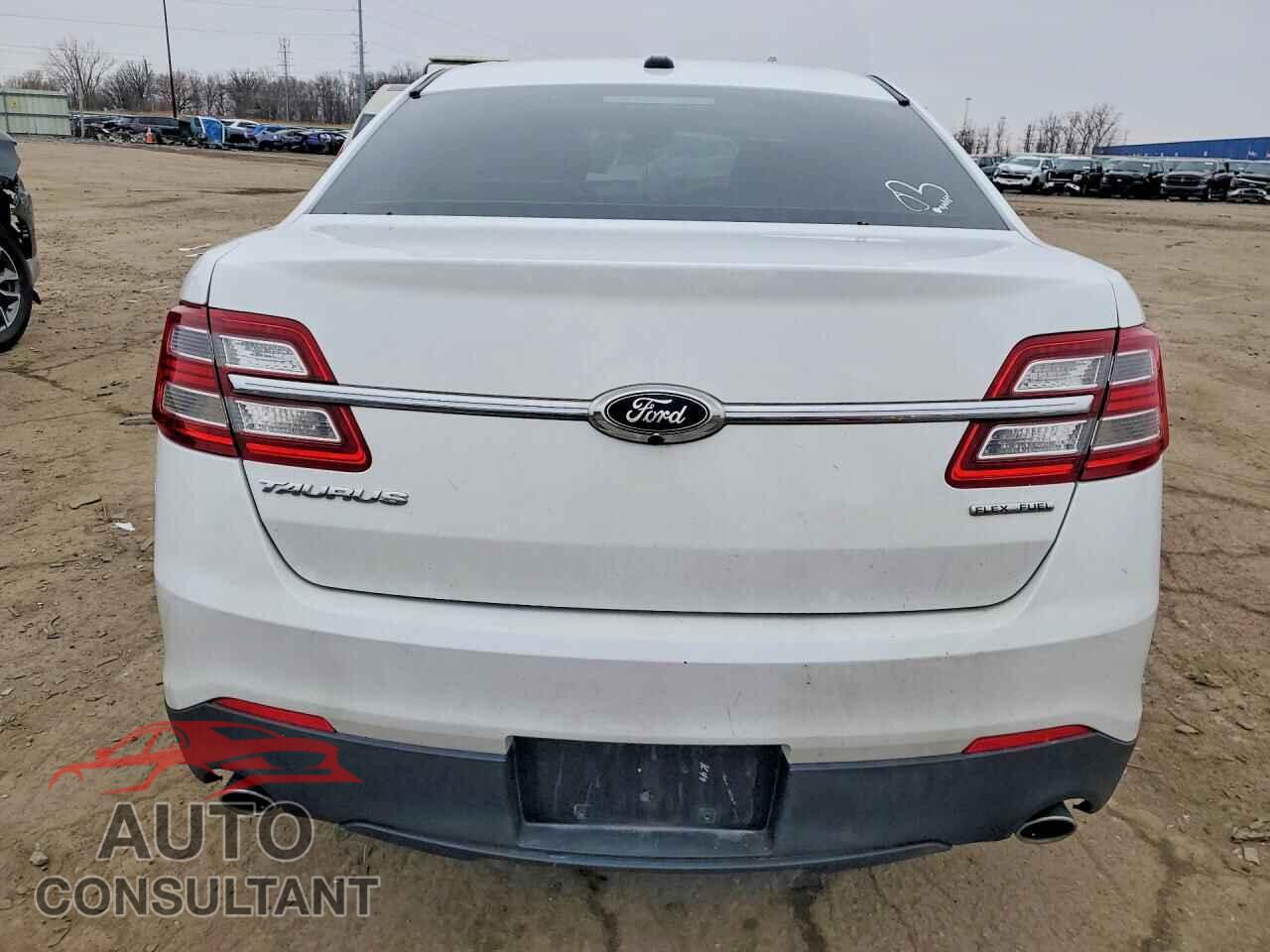 FORD TAURUS 2017 - 1FAHP2D80HG125597