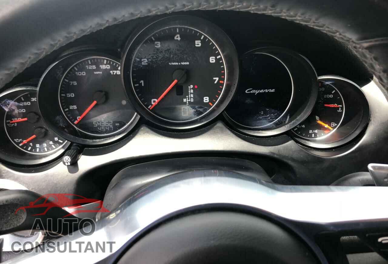 PORSCHE CAYENNE 2016 - WP1AA2A2XGKA14188
