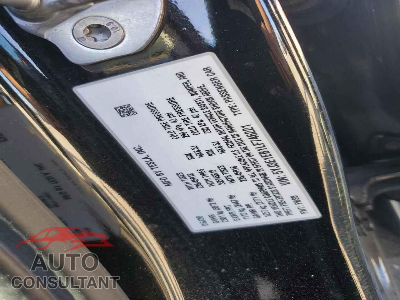 TESLA MODEL 3 2020 - 5YJ3E1EB1LF746221