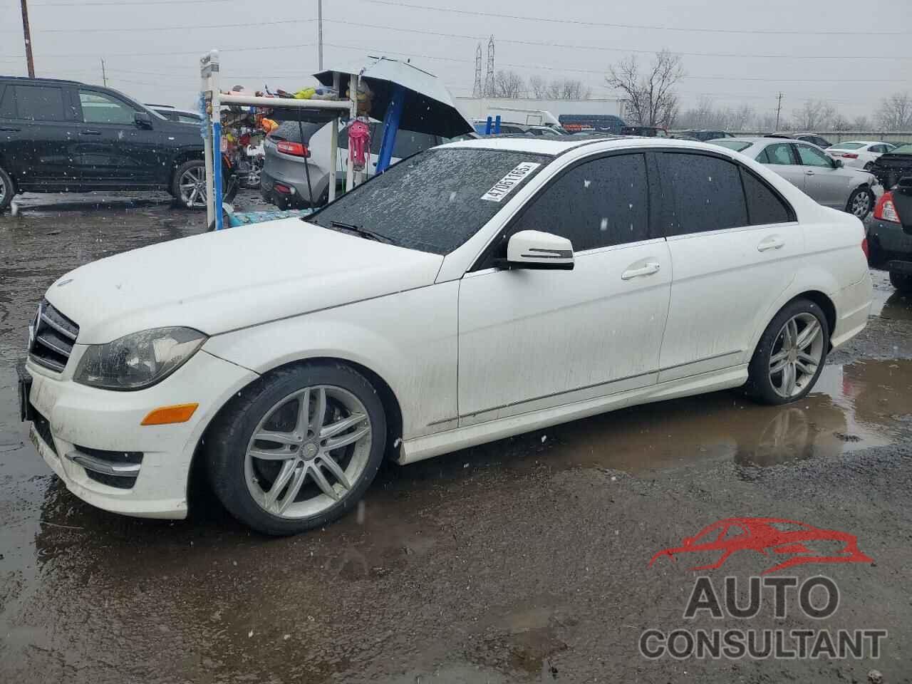 MERCEDES-BENZ C-CLASS 2014 - WDDGF8AB8EG250876