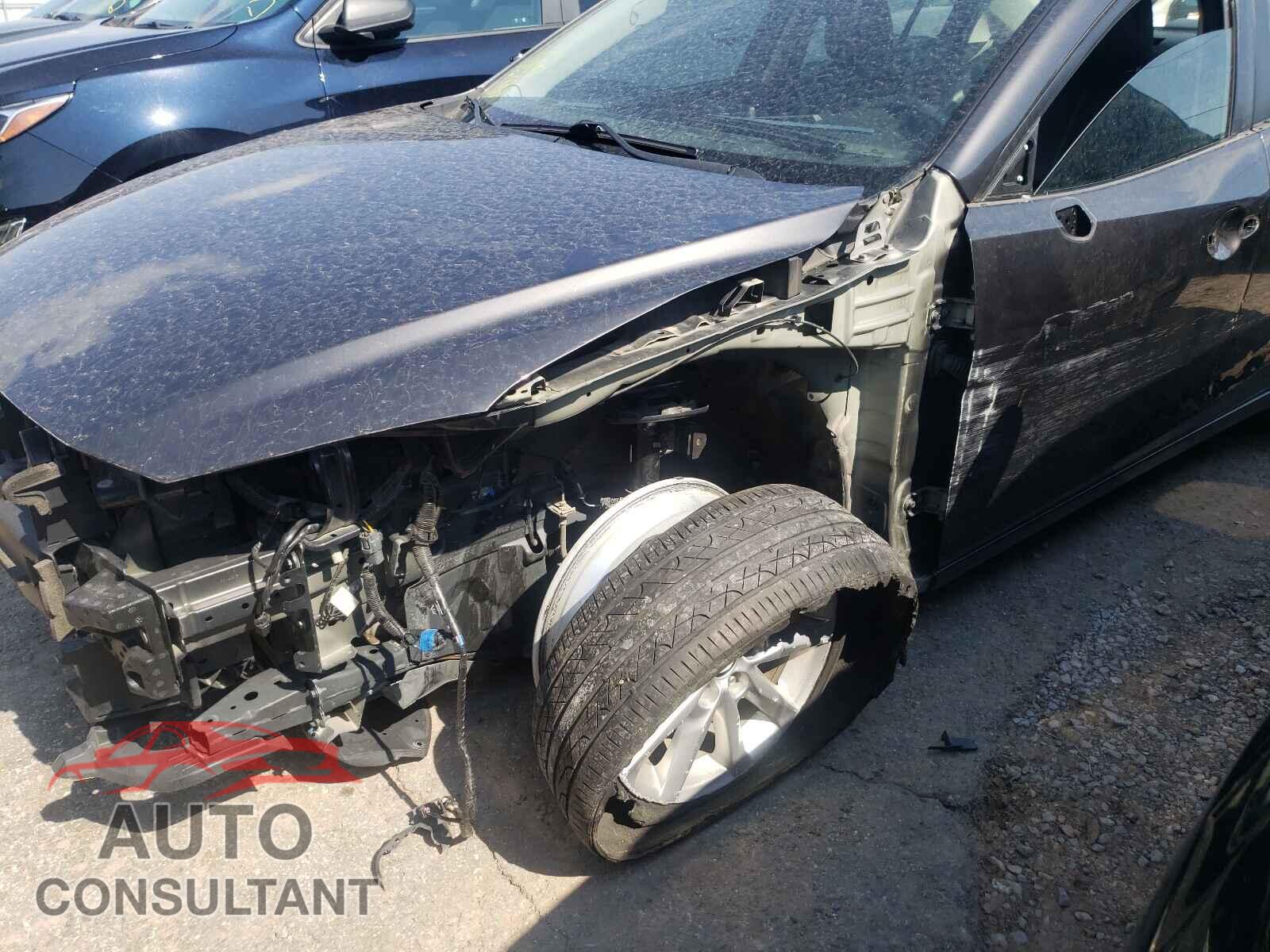 MAZDA 3 2017 - 3MZBN1V79HM116468