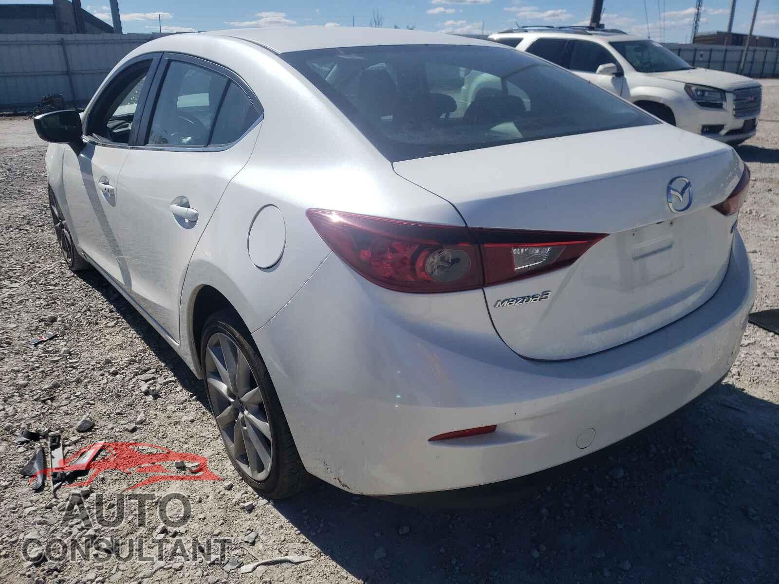 MAZDA 3 2017 - 3MZBN1V79HM123792