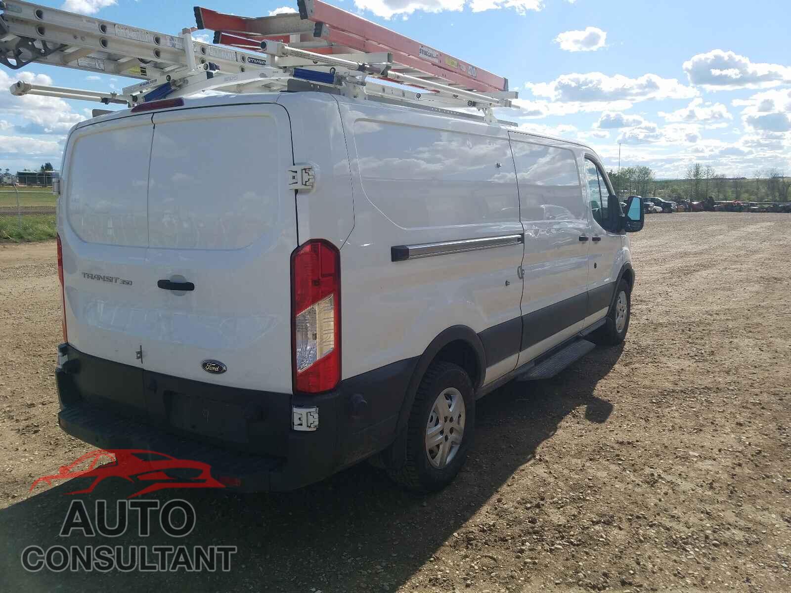 FORD TRANSIT CO 2017 - 1FTBW2YM8HKB44583