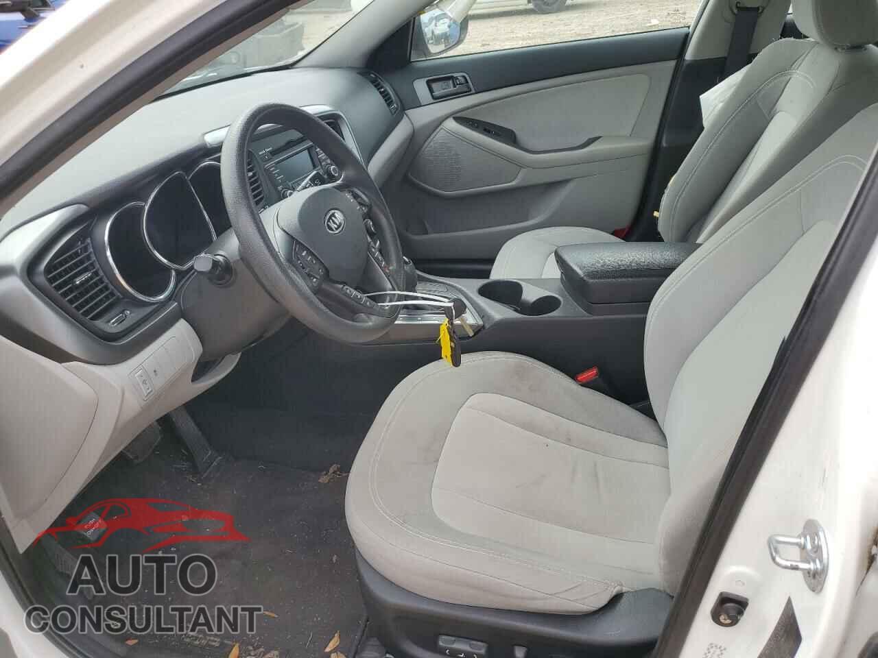 KIA OPTIMA 2011 - KNAGM4A75B5120689