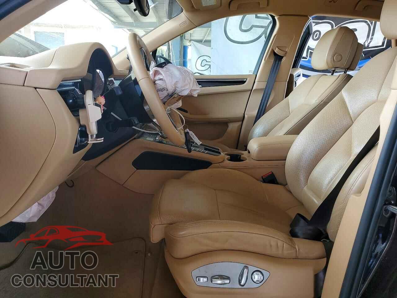 PORSCHE MACAN 2015 - WP1AB2A52FLB66112