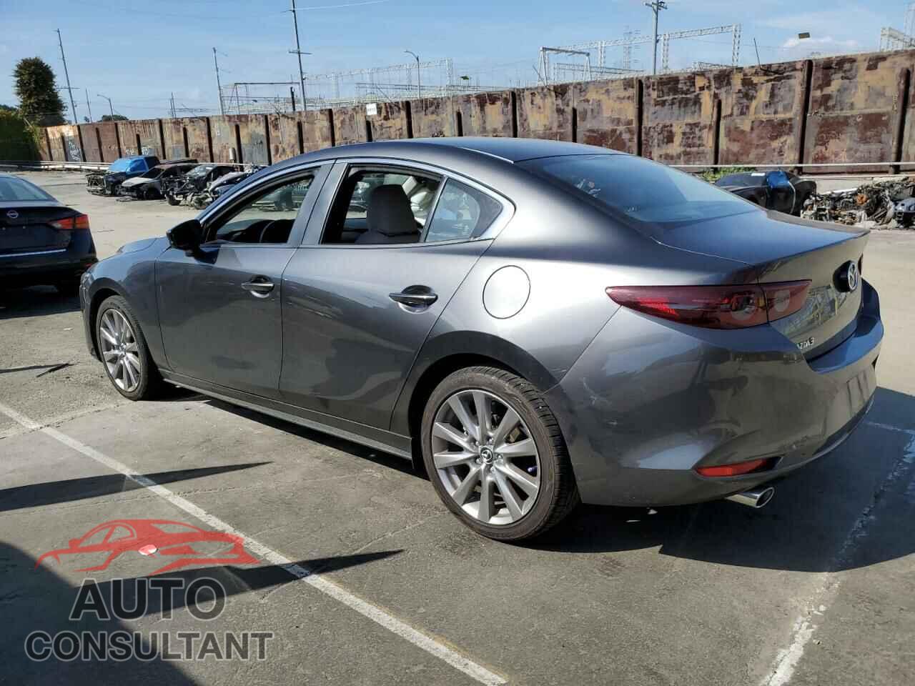 MAZDA 3 2021 - JM1BPACL6M1328734