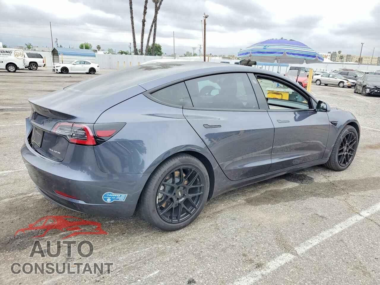 TESLA MODEL 3 2021 - 5YJ3E1EB3MF051966