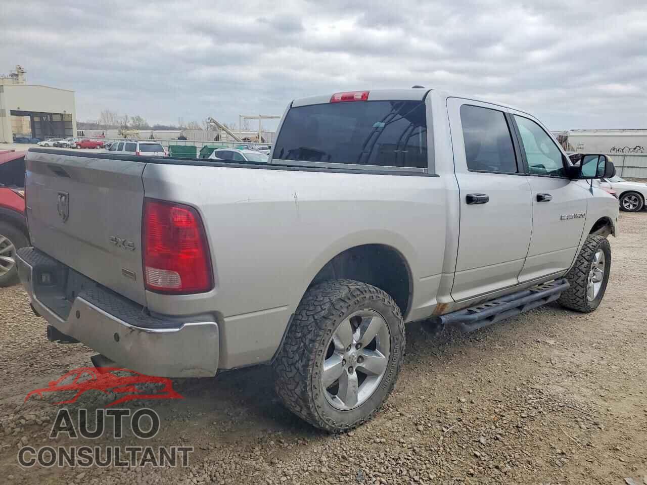 DODGE RAM 1500 2012 - 1C6RD7LP8CS265357