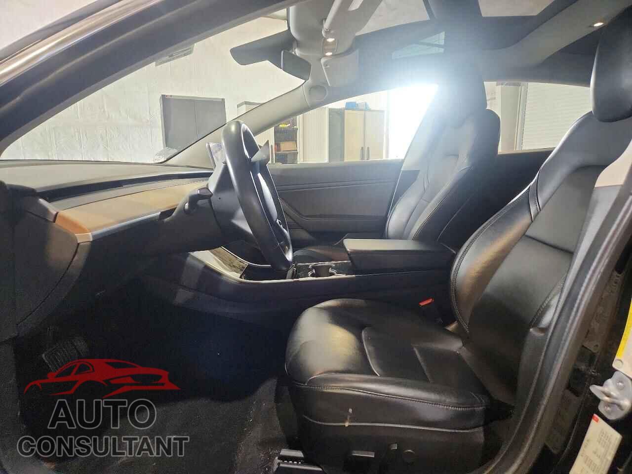 TESLA MODEL 3 2018 - 5YJ3E1EA2JF044302