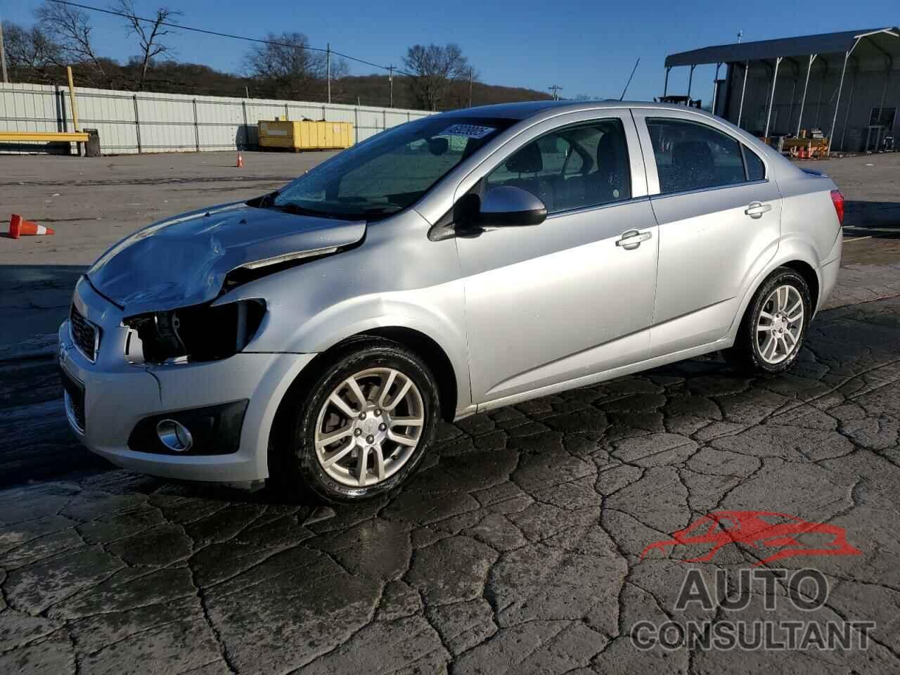 CHEVROLET SONIC 2015 - 1G1JC5SHXF4149537