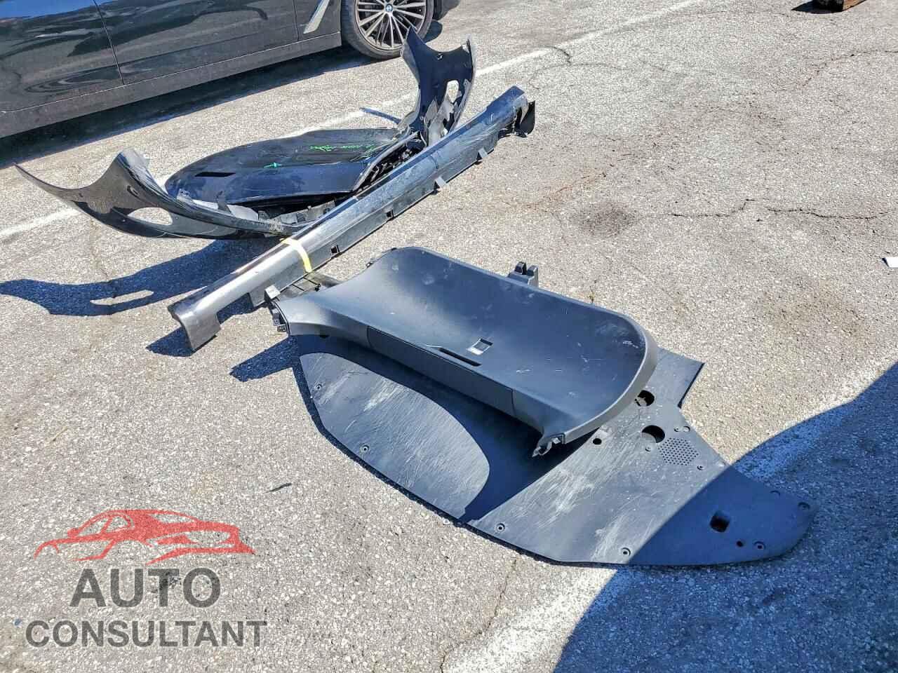 TESLA MODEL S 2018 - 5YJSA1E27JF290679