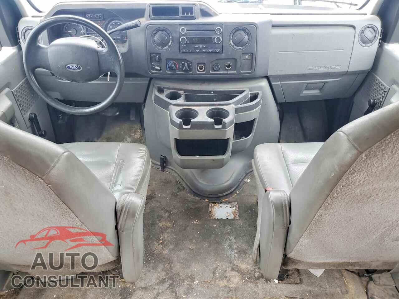 FORD ECONOLINE 2010 - 1FBSS3BL5ADA70118