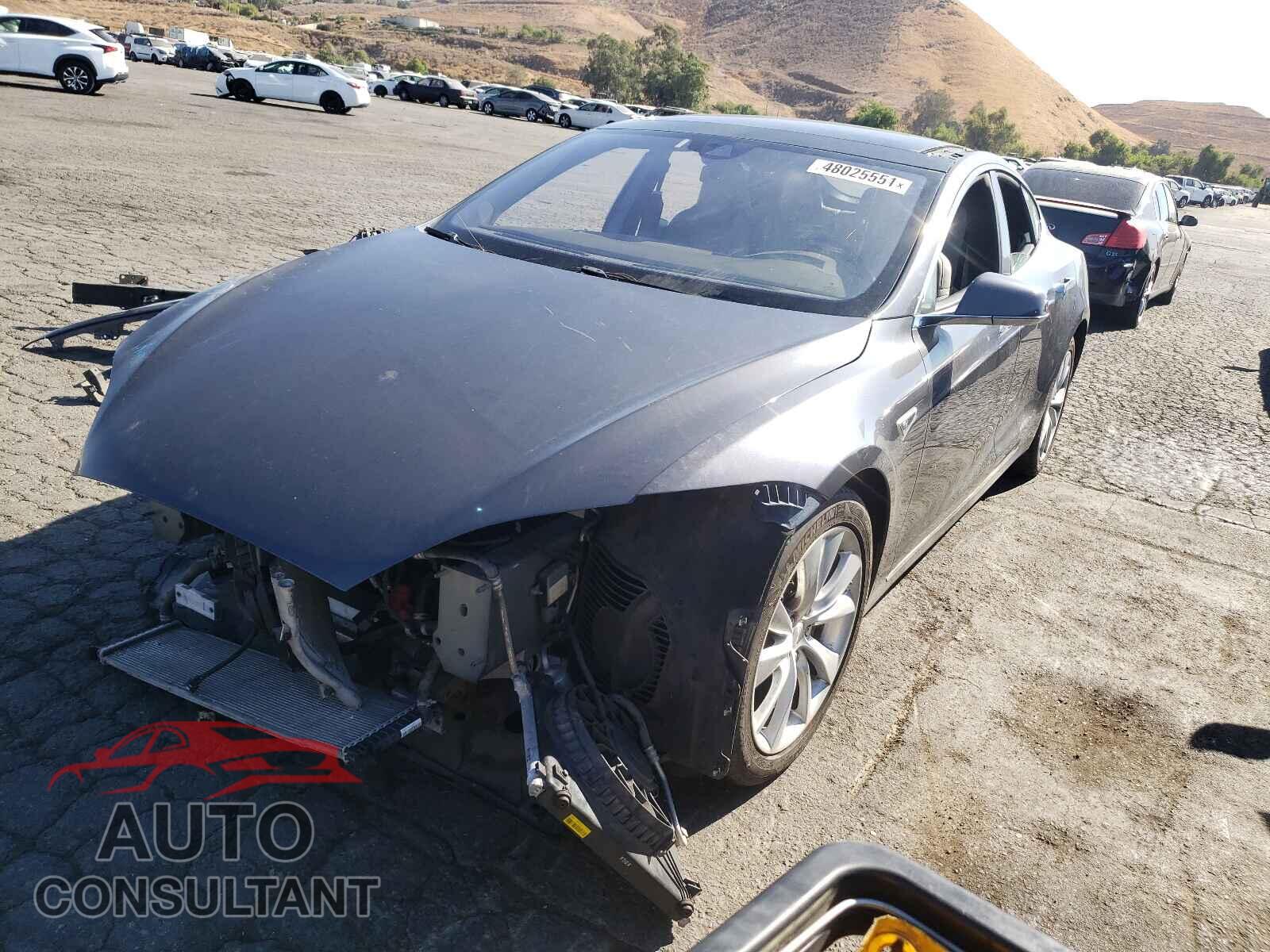 TESLA MODEL S 2015 - 5YJSA1S23FF096288