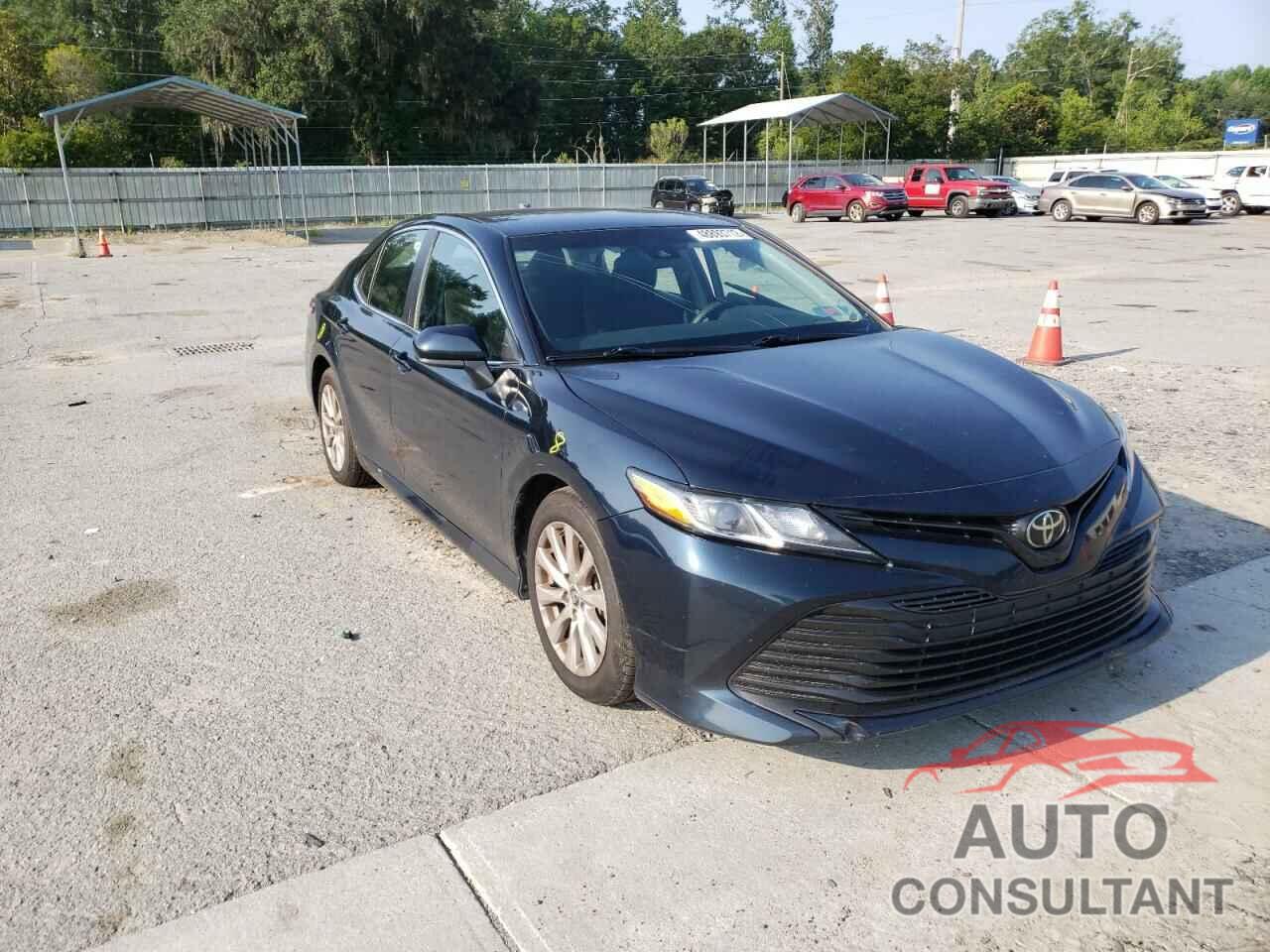 TOYOTA CAMRY 2018 - 4T1B11HK9JU534931