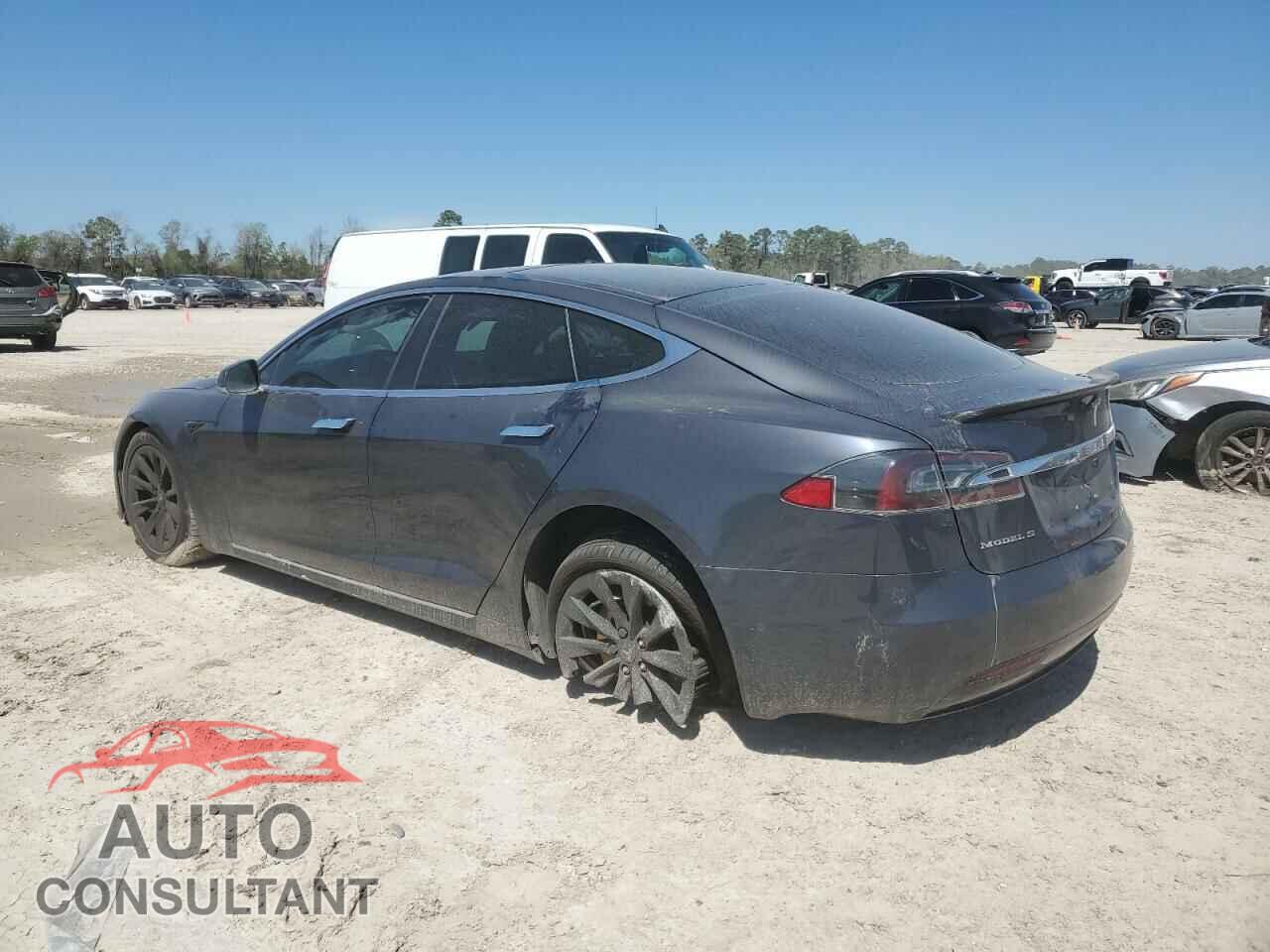 TESLA MODEL S 2017 - 5YJSA1E20HF194600