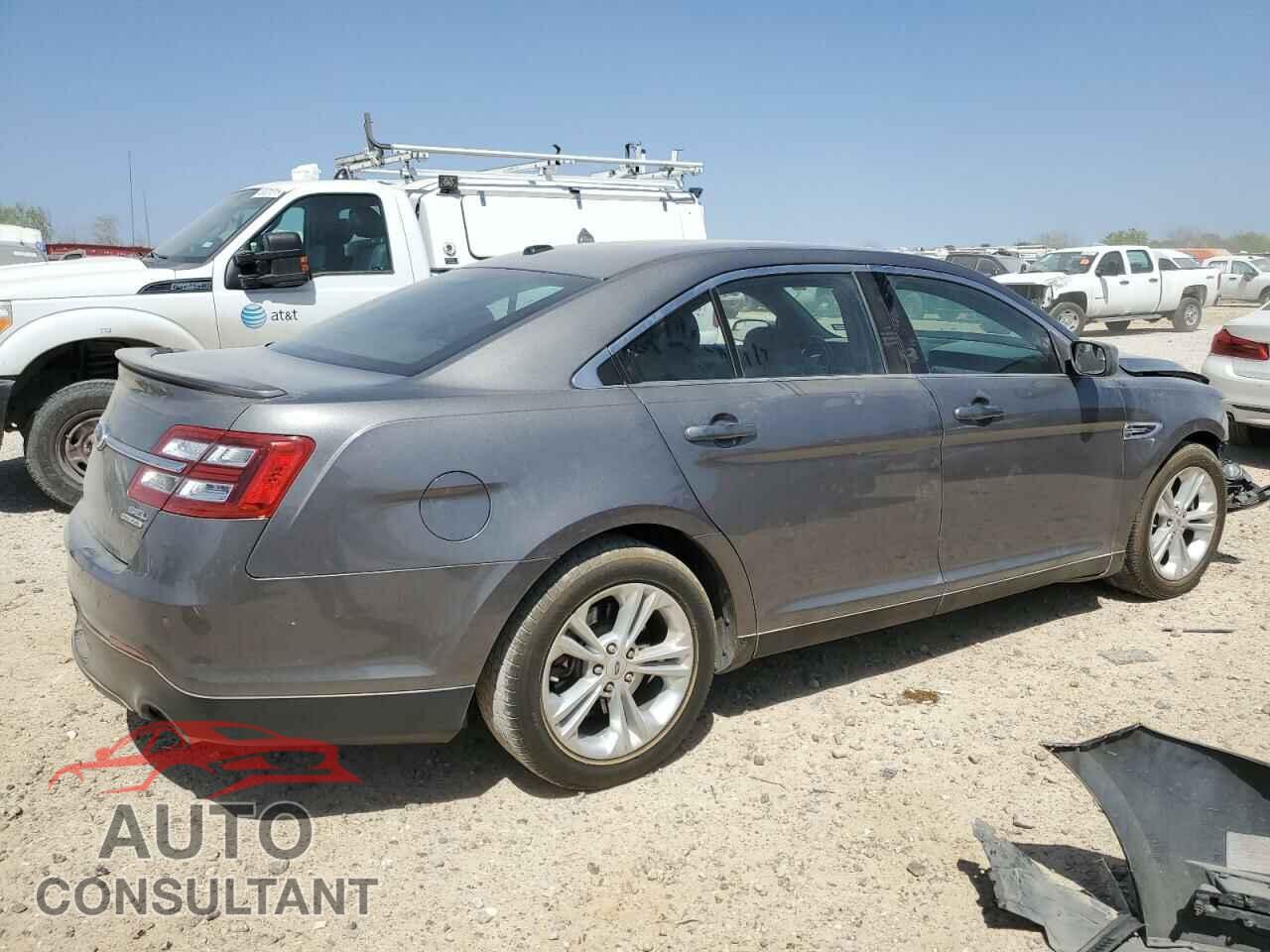 FORD TAURUS 2013 - 1FAHP2E85DG138063