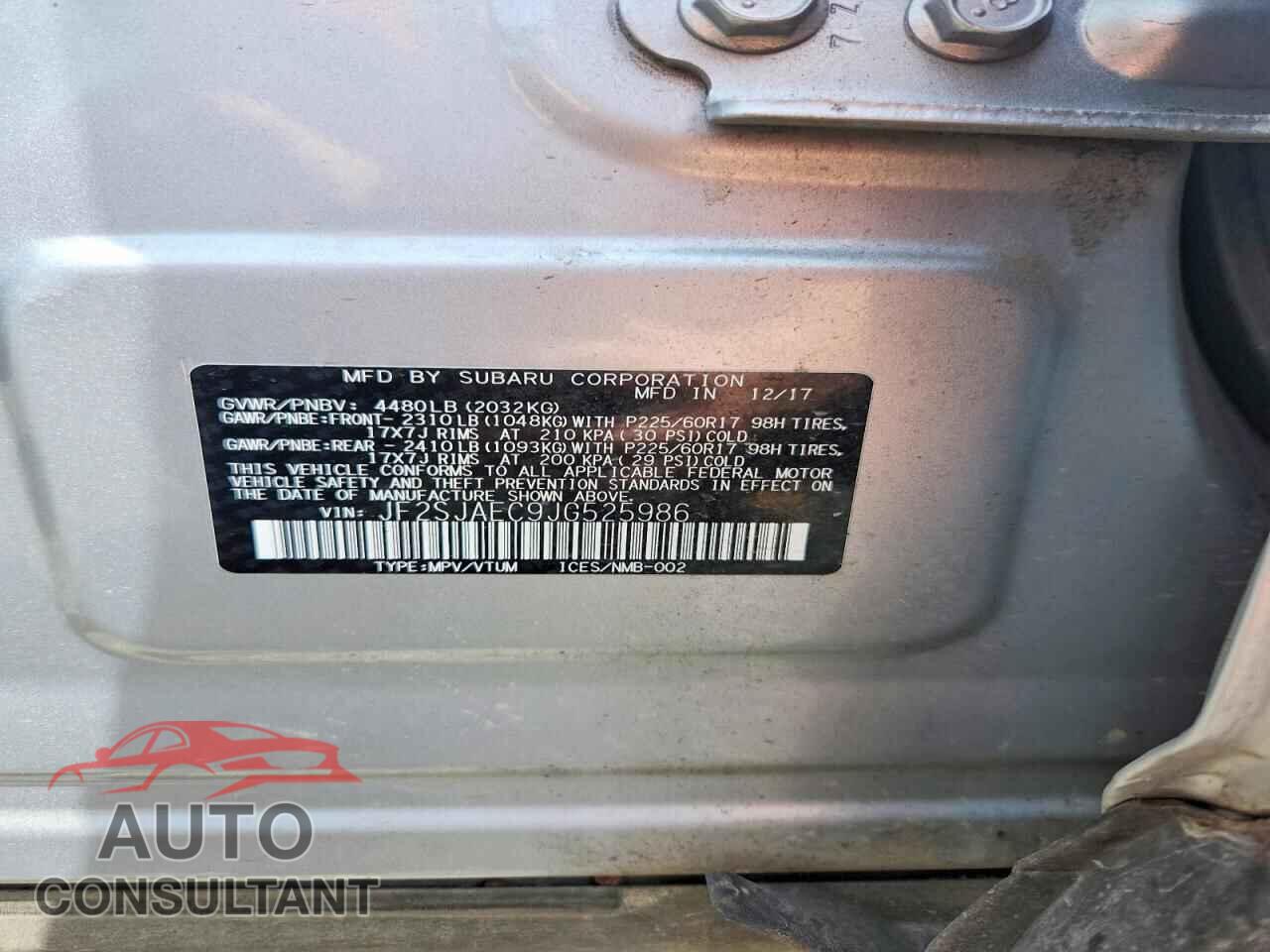 SUBARU FORESTER 2018 - JF2SJAEC9JG525986