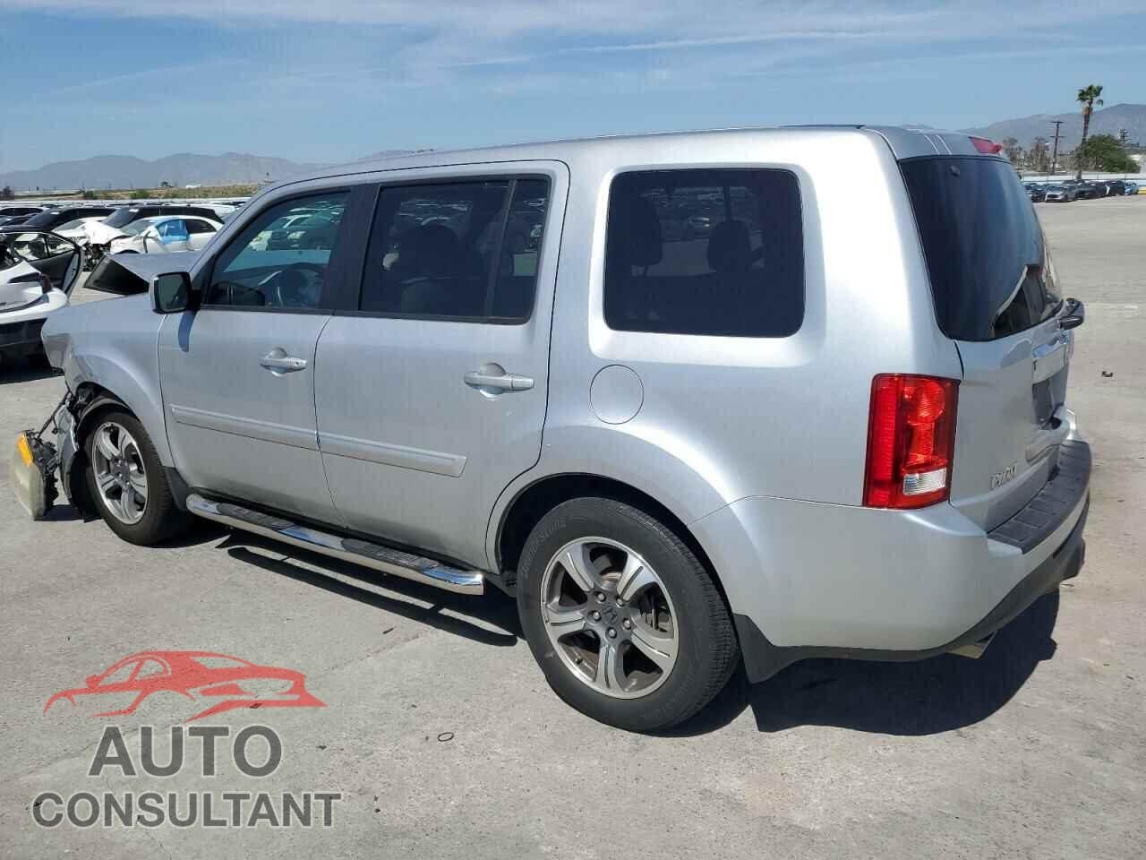 HONDA PILOT 2015 - 5FNYF3H38FB033954