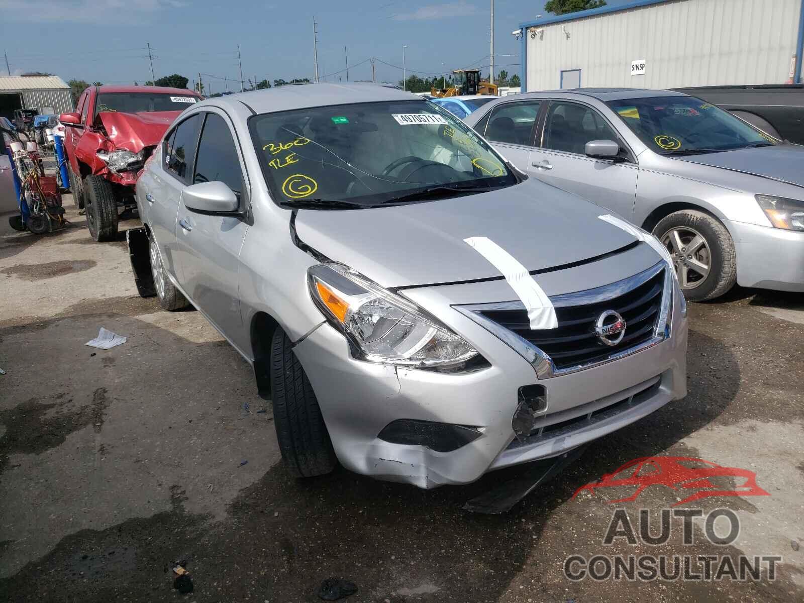 NISSAN VERSA 2018 - 3N1CN7AP3JL858296