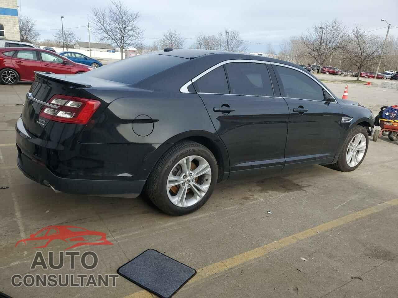 FORD TAURUS 2015 - 1FAHP2E87FG100451