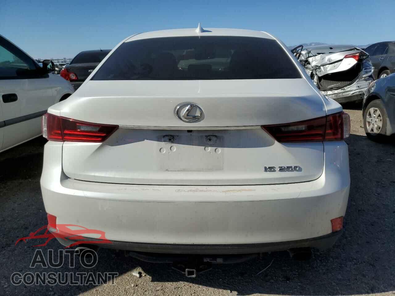 LEXUS IS 2014 - JTHBF1D21E5012000
