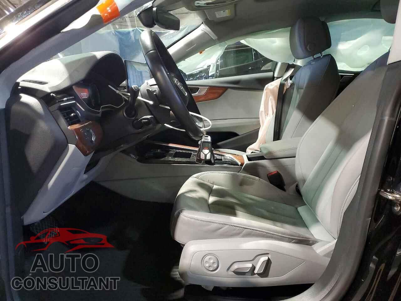 AUDI A5 2022 - WAUCBCF56NA030341