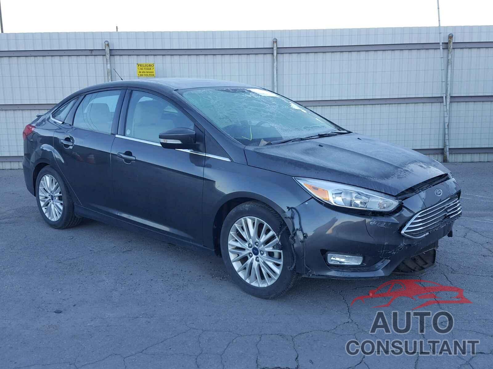 FORD FOCUS 2017 - 1FADP3J26HL288119