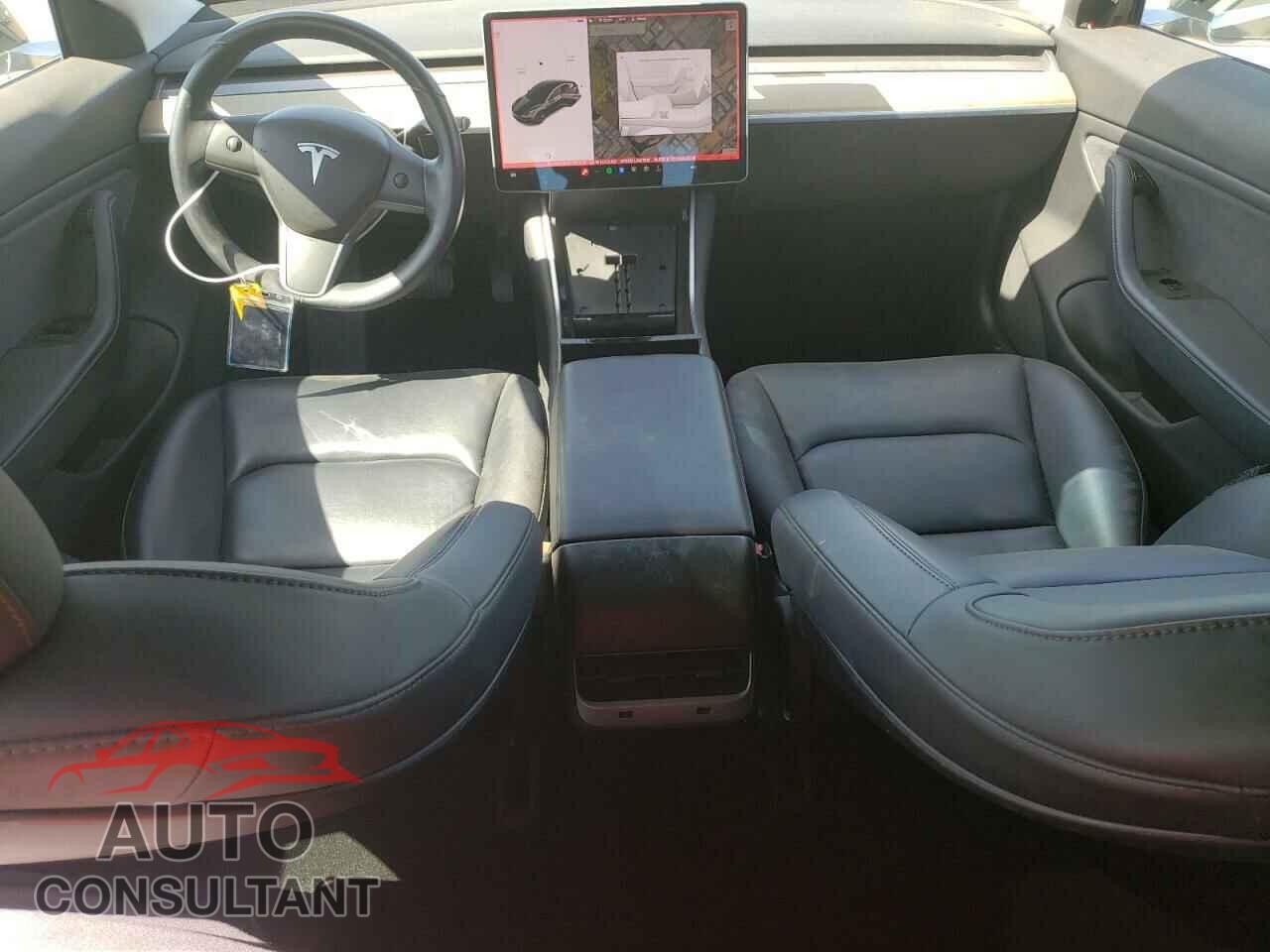 TESLA MODEL 3 2019 - 5YJ3E1EB2KF197031