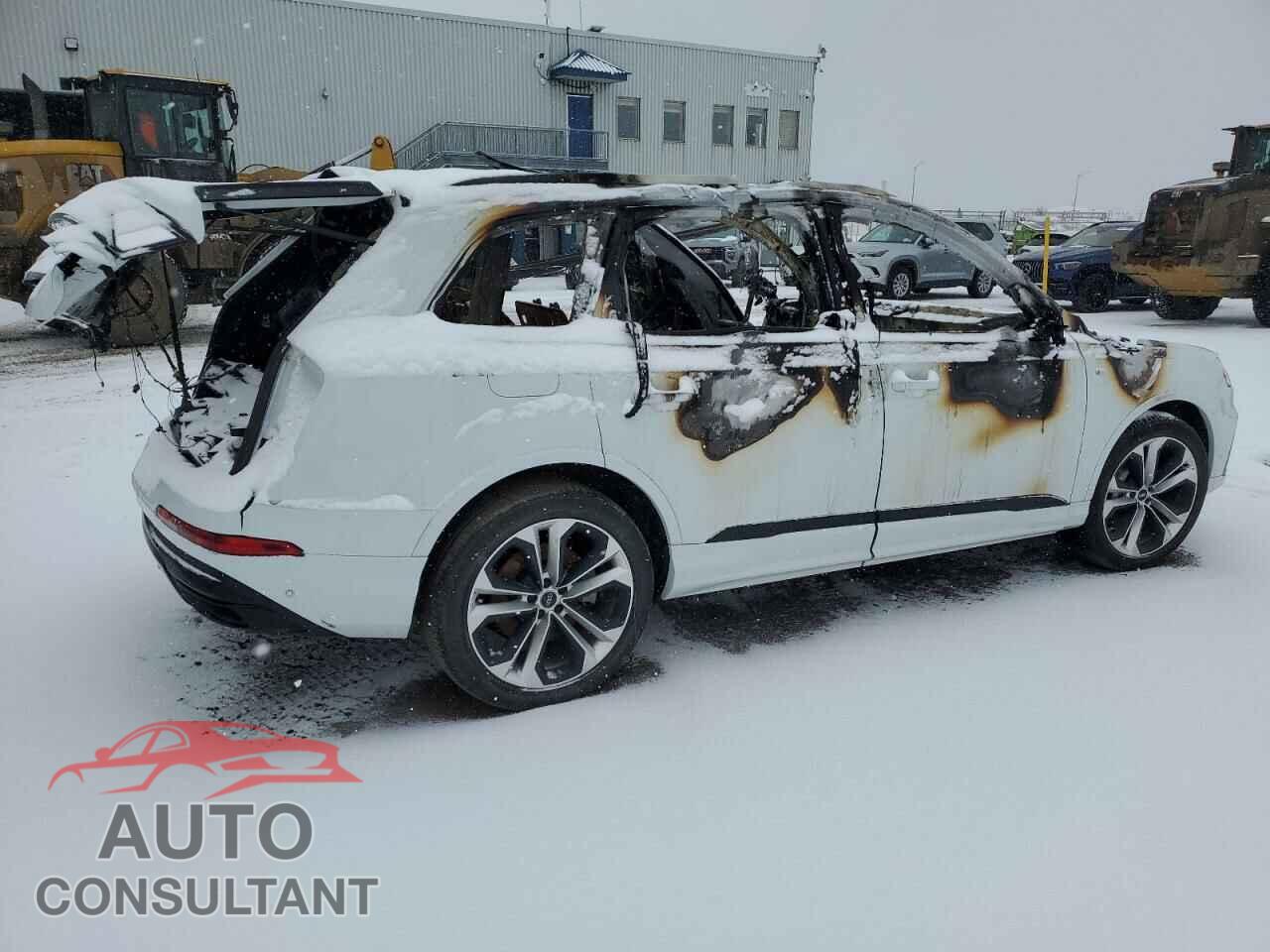 AUDI Q7 2021 - WA1MXAF76MD019880