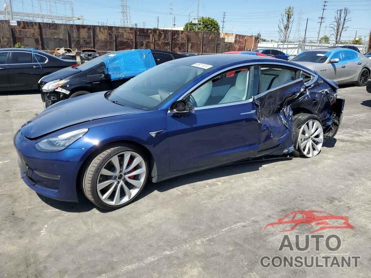 TESLA MODEL 3 2018 - 5YJ3E1EB4JF080677