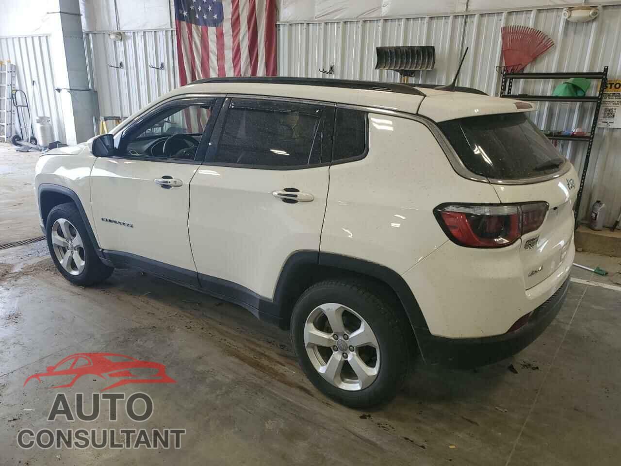 JEEP COMPASS 2018 - 3C4NJDBB5JT393491