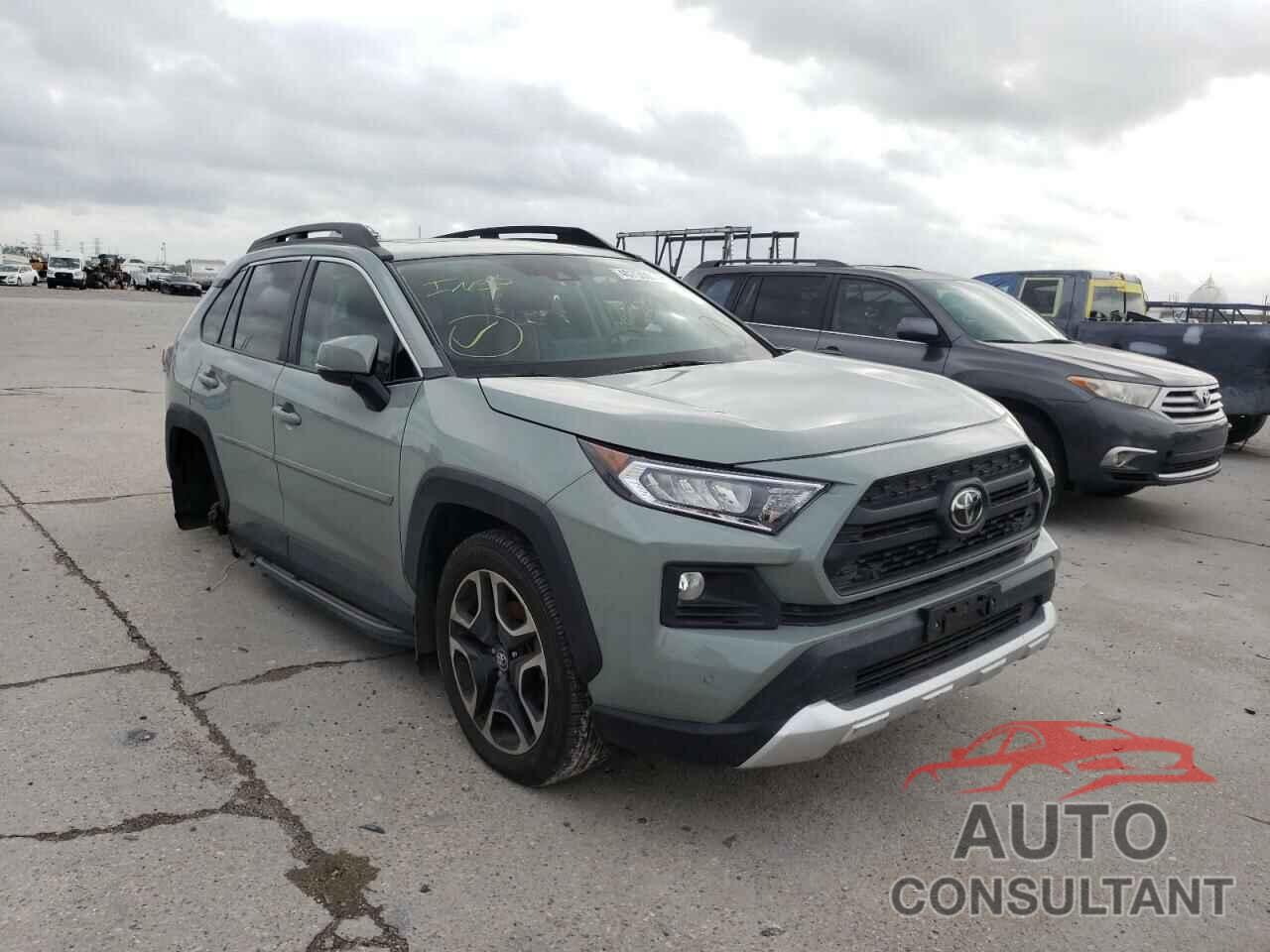 TOYOTA RAV4 2019 - 2T3J1RFV0KW044619