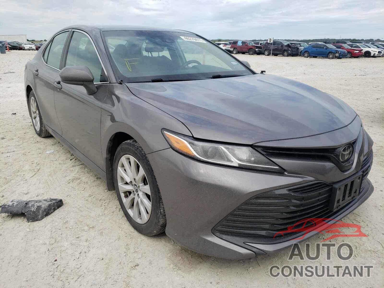 TOYOTA CAMRY 2018 - 4T1B11HKXJU581885