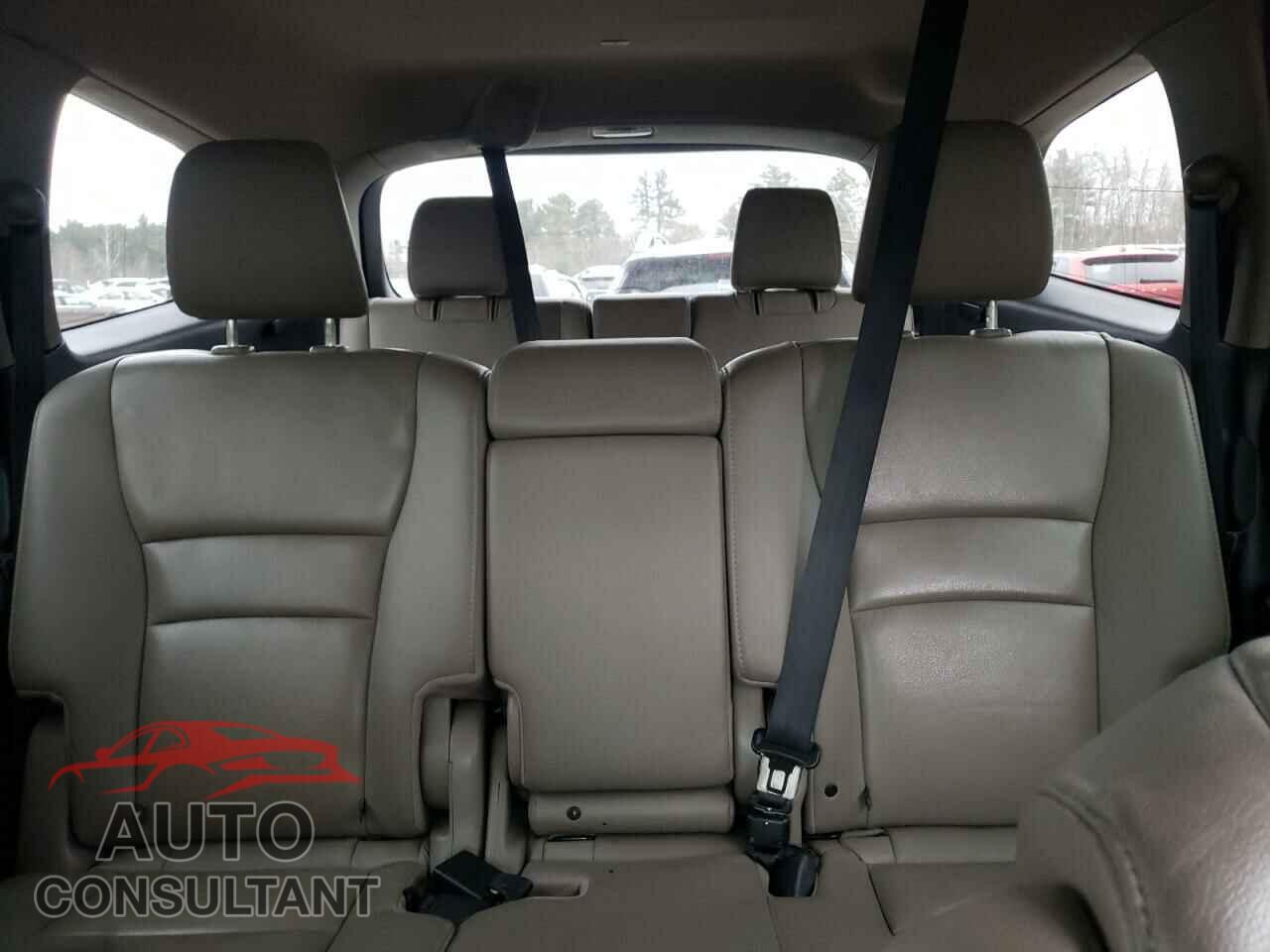 HONDA PILOT 2017 - 5FNYF6H91HB027454