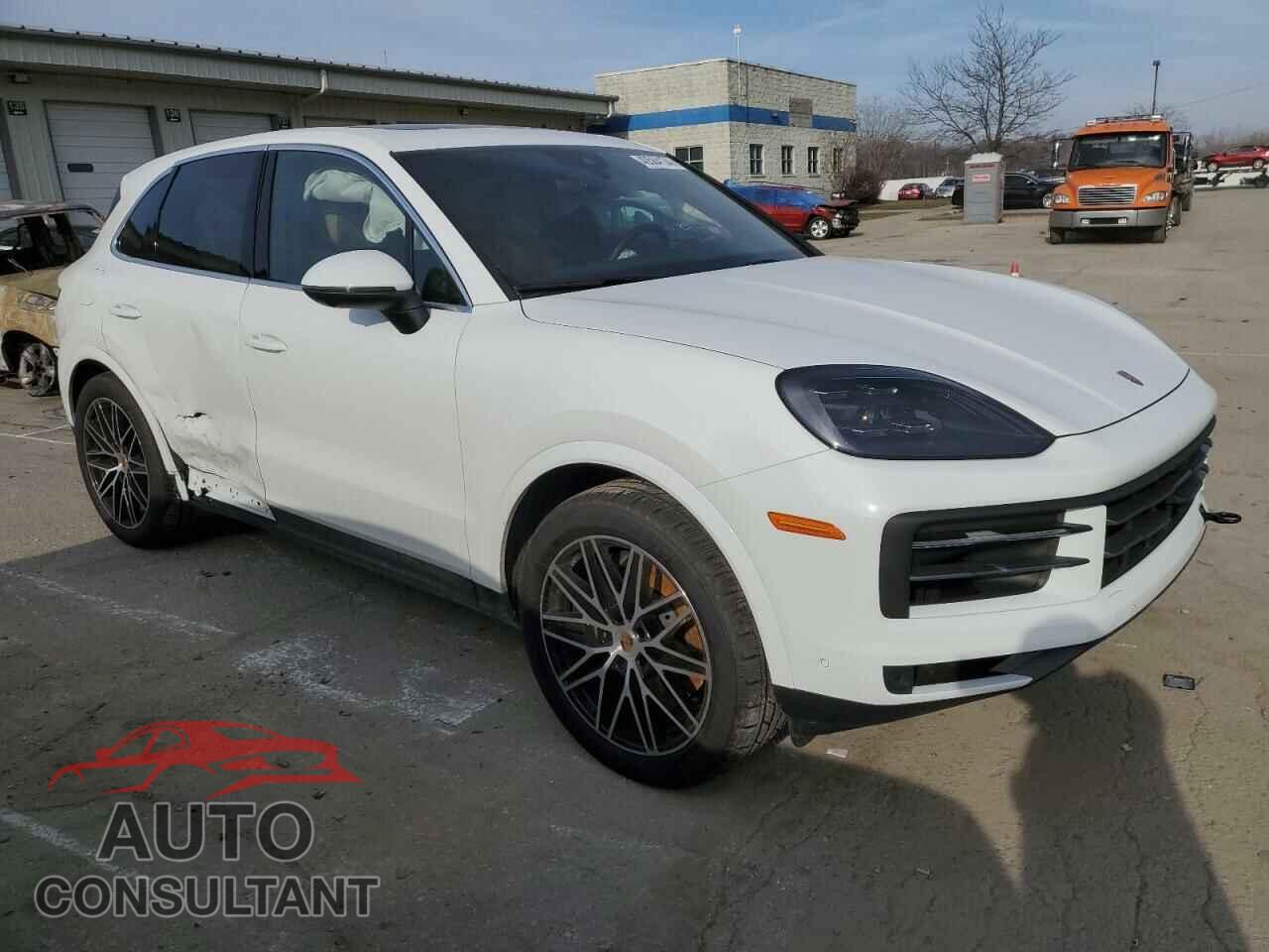 PORSCHE CAYENNE 2024 - WP1AA2AYXRDA04160