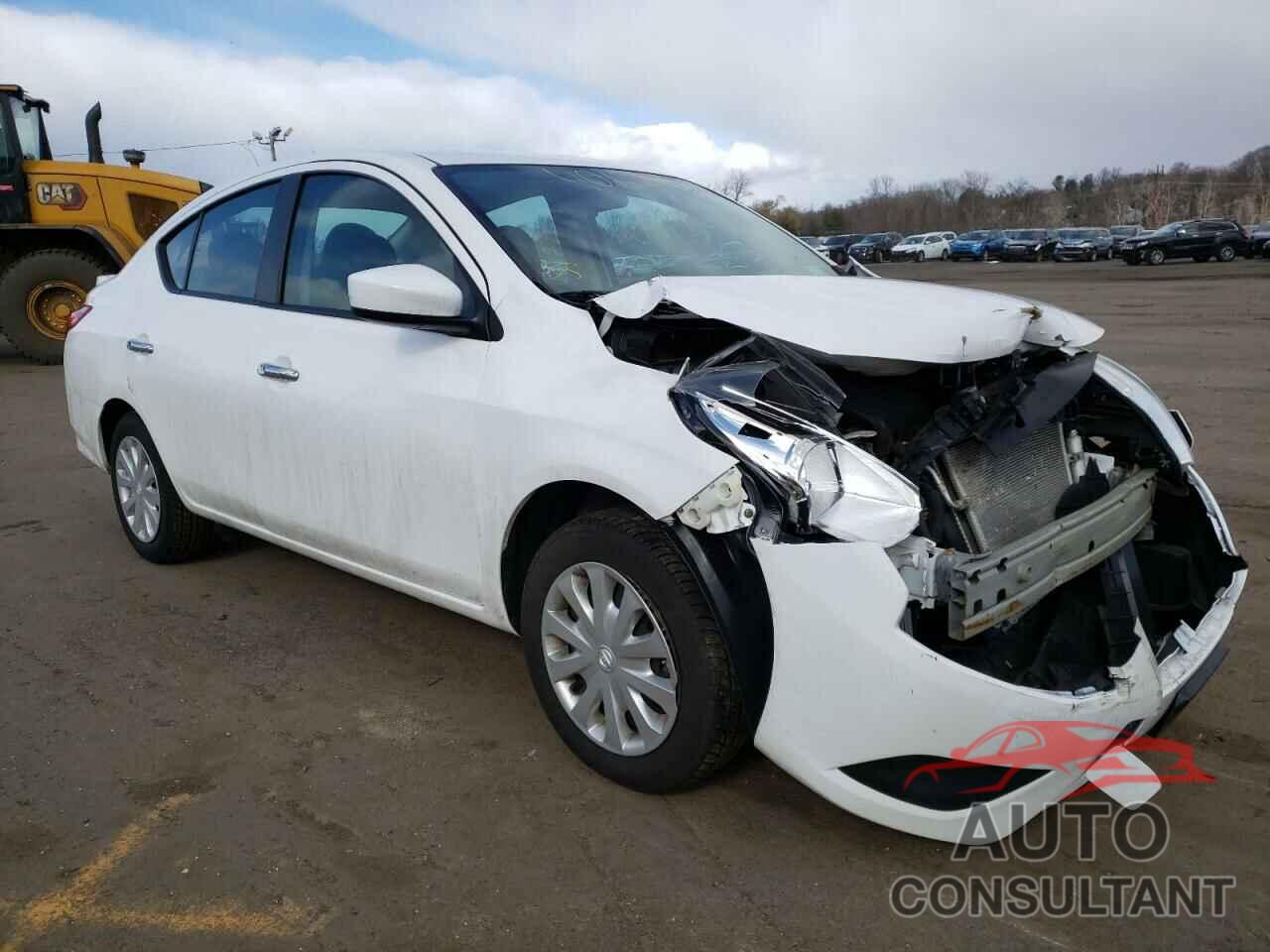 NISSAN VERSA 2019 - 3N1CN7APXKL880345