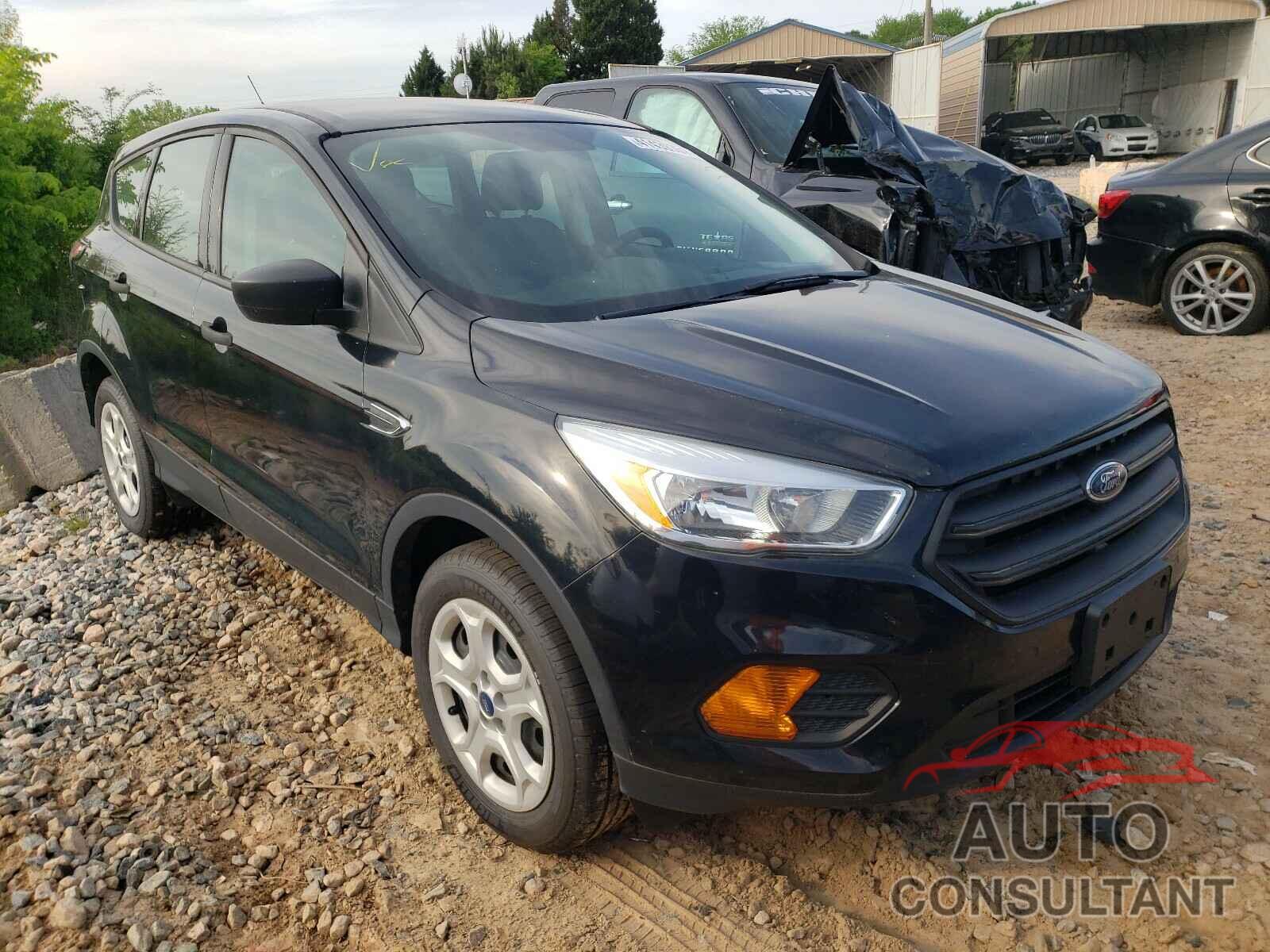 FORD ESCAPE 2017 - 1FMCU0F71HUE21165