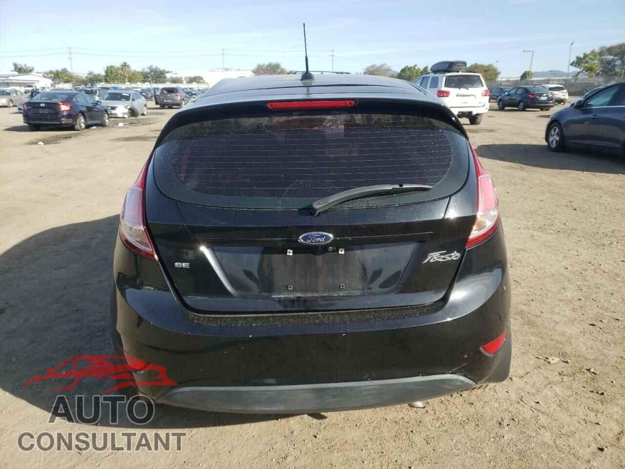 FORD FIESTA 2018 - 3FADP4EJ9JM144351