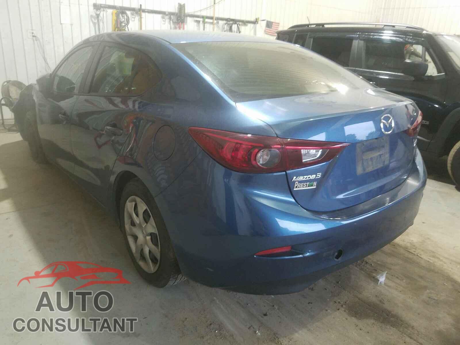 MAZDA 3 2017 - 3MZBN1U76HM155682