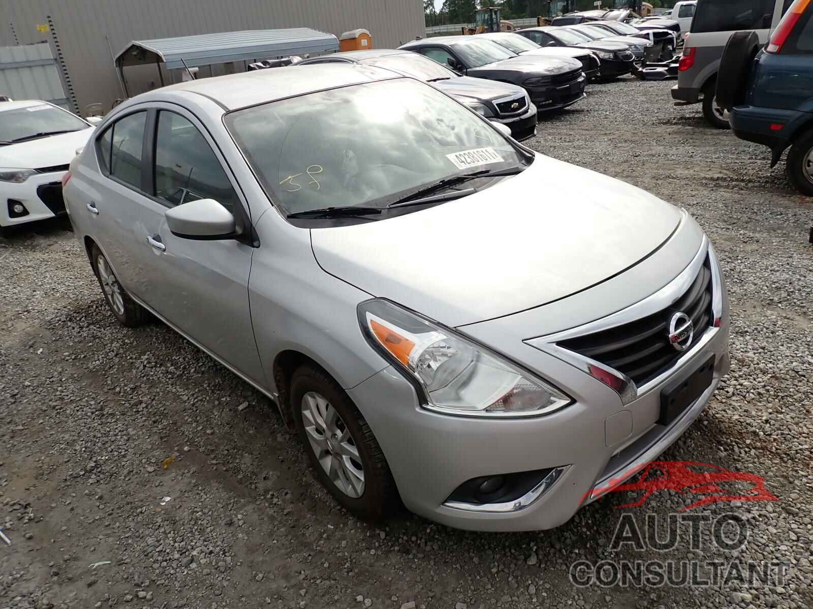 NISSAN VERSA 2018 - 3N1CN7AP6JL845655