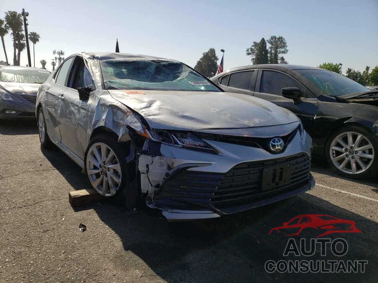 TOYOTA CAMRY 2021 - 4T1C11AK3MU444628