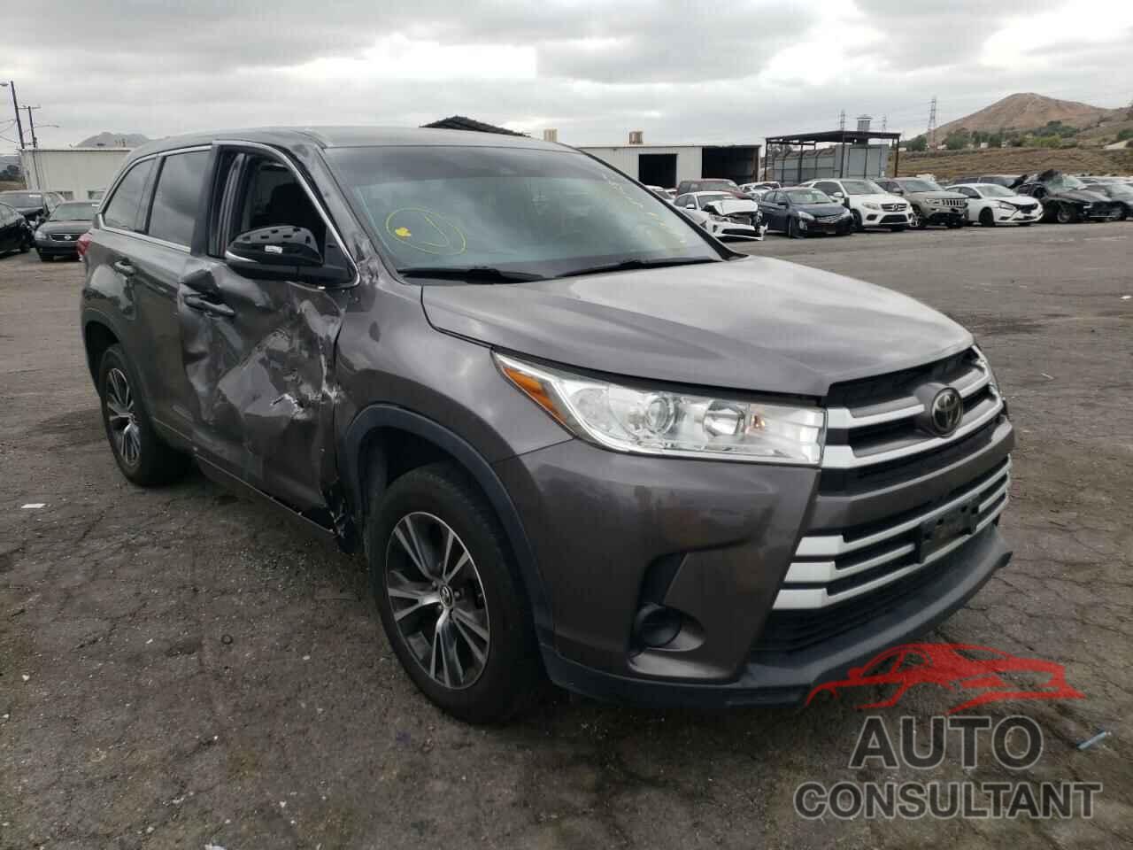 TOYOTA HIGHLANDER 2018 - 5TDZZRFH6JS258472