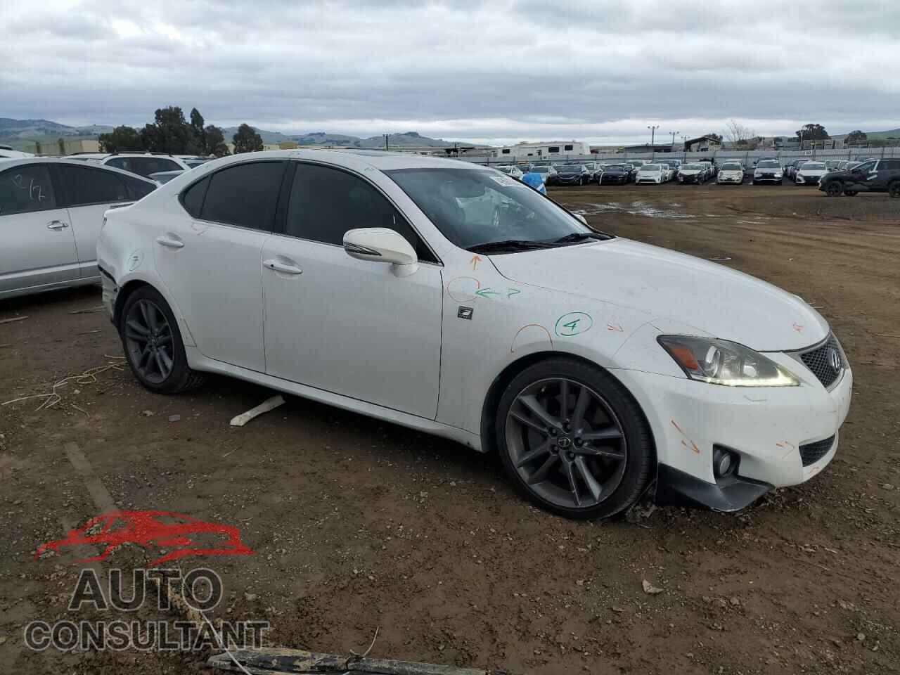 LEXUS IS 2012 - JTHBE5C24C5030077