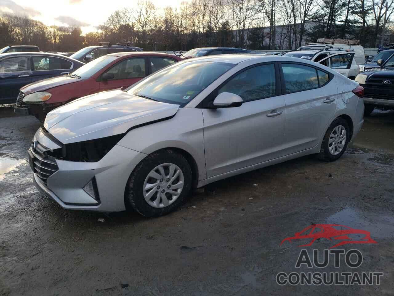 HYUNDAI ELANTRA 2019 - 5NPD74LF8KH451820