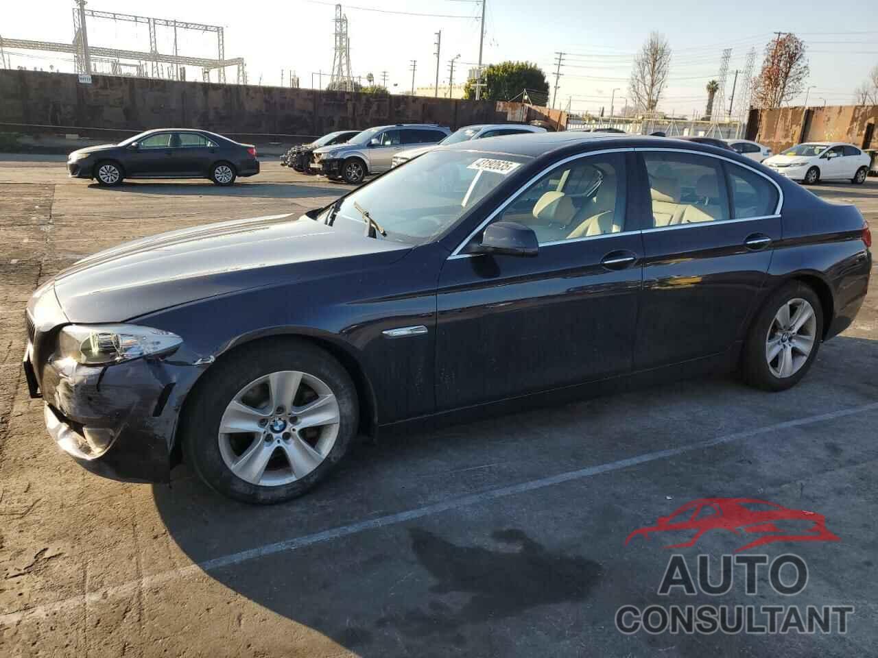 BMW 5 SERIES 2013 - WBAXG5C52DDY33356