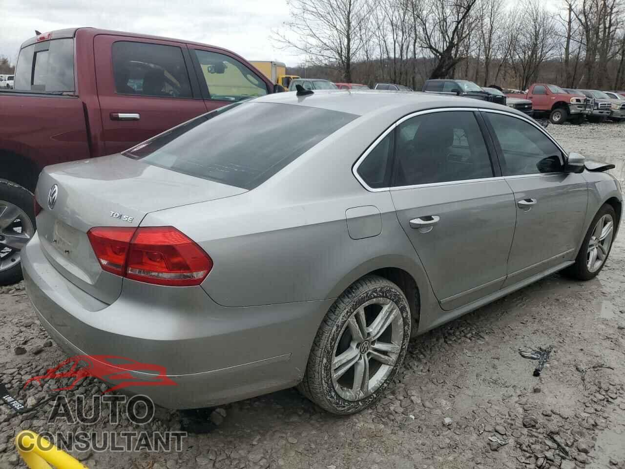VOLKSWAGEN PASSAT 2013 - 1VWBN7A36DC123511