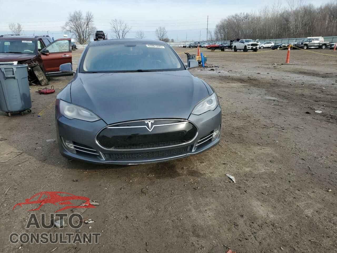 TESLA MODEL S 2014 - 5YJSA1H13EFP37422
