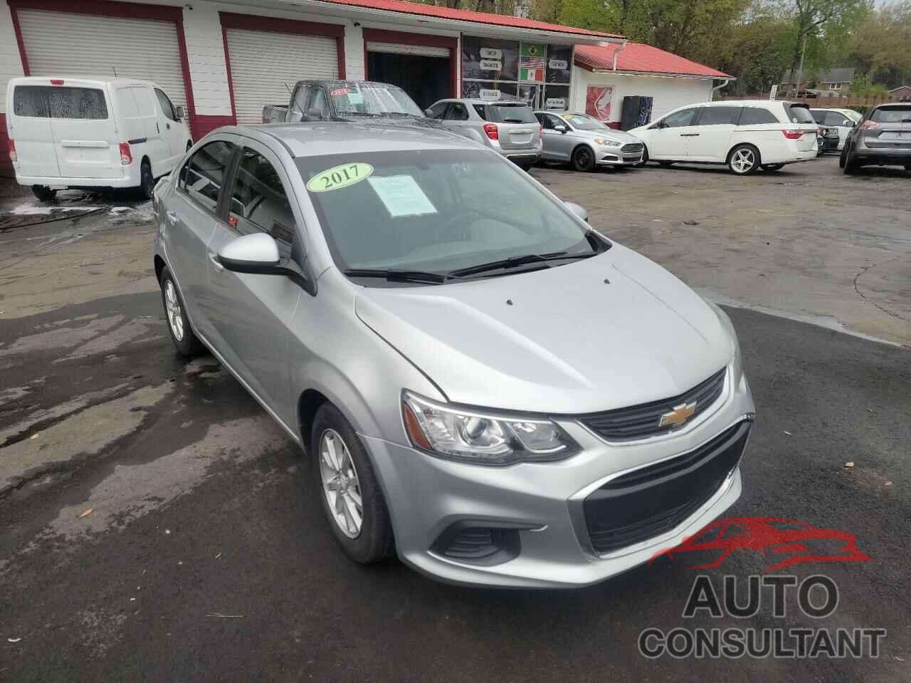 CHEVROLET SONIC 2017 - 1G1JD5SH0H4141916