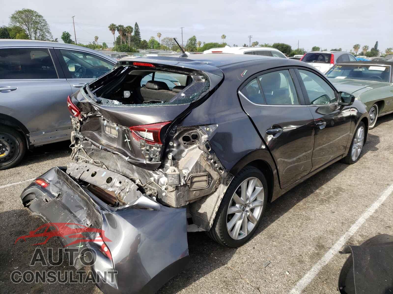 MAZDA 3 2017 - 3MZBN1L32HM146279